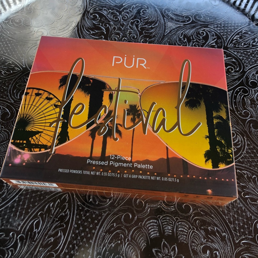 PÜR Festival Pressed Pigment Palette